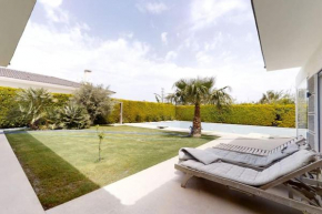5bed Villa 25m Pool, Garden, Alaçati, Saison/Month